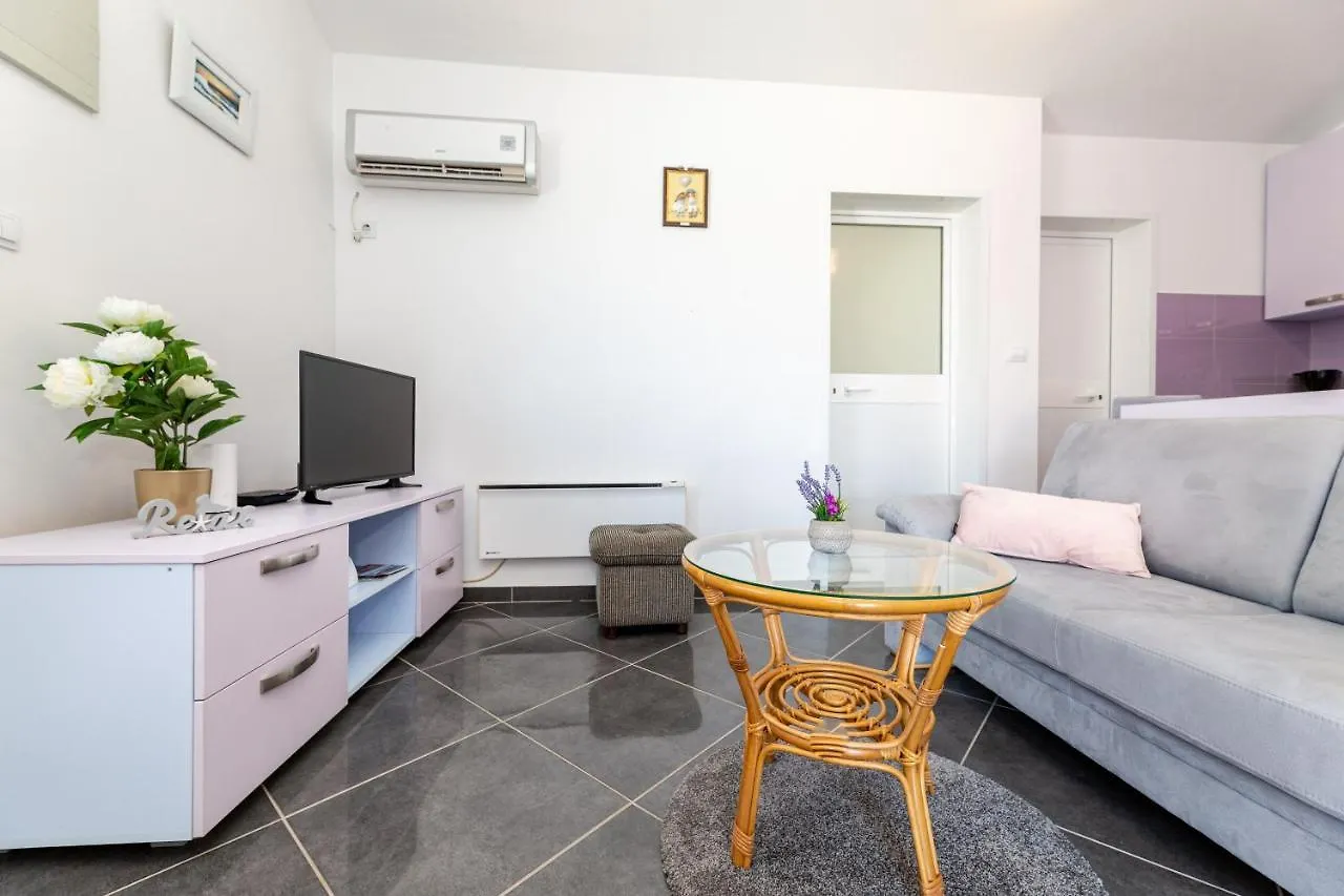 מאלינסקה Malinsummer Apartments קרואטיה