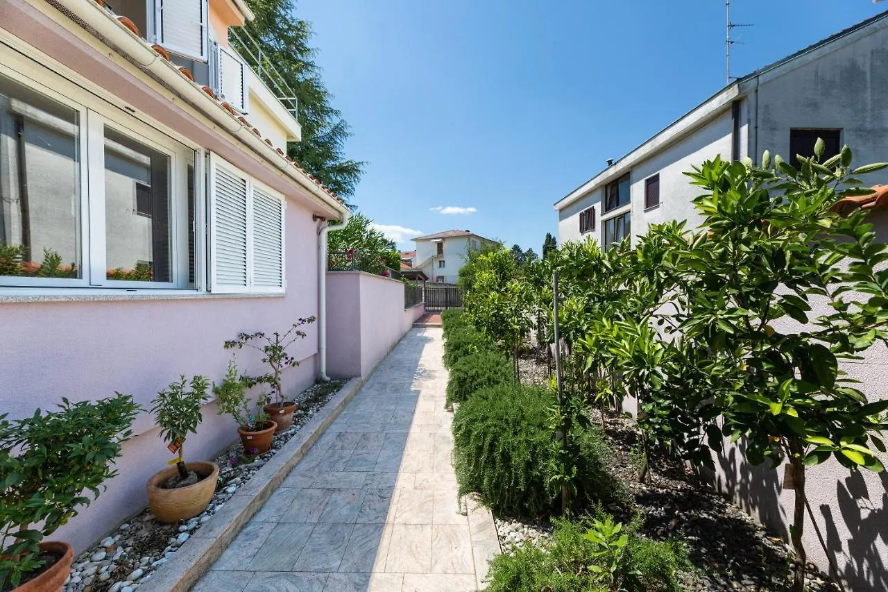 מאלינסקה Malinsummer Apartments קרואטיה