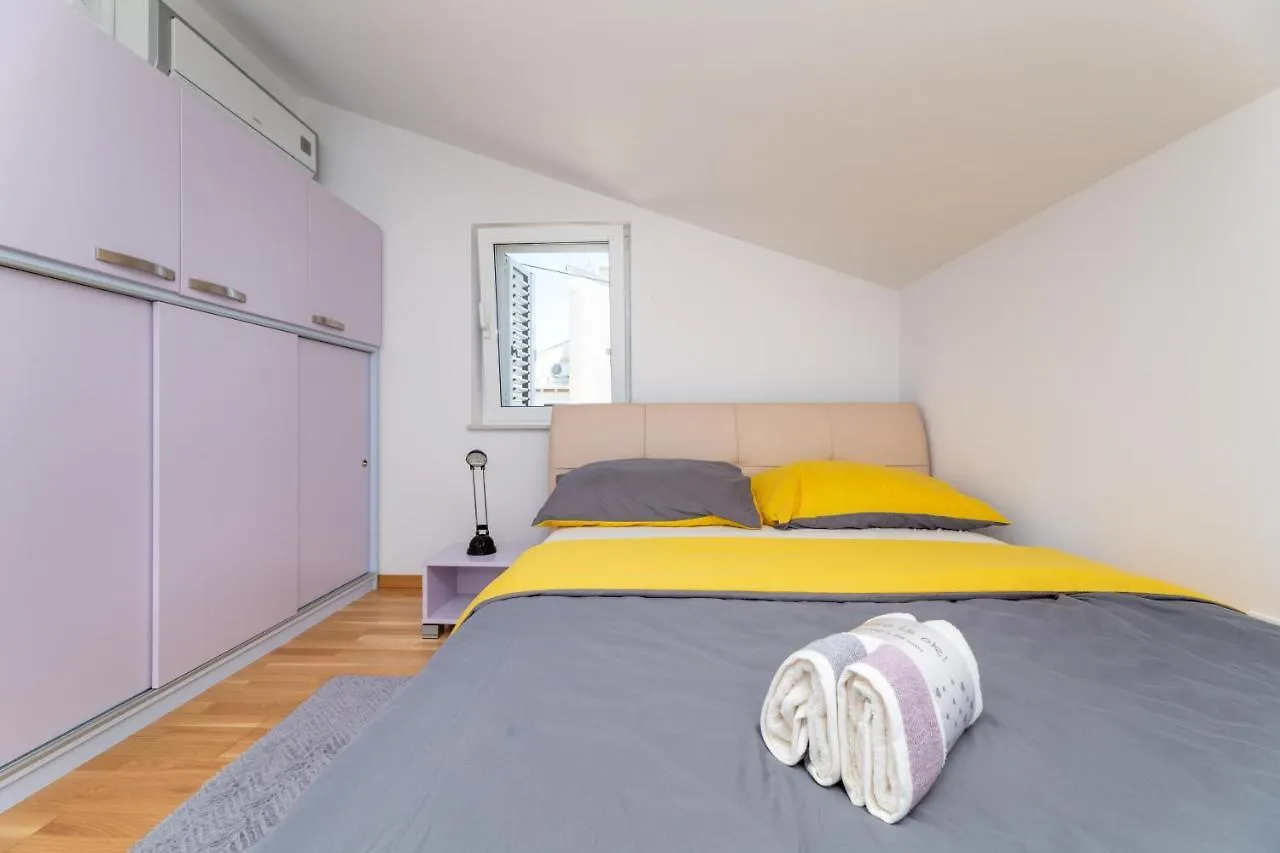 מאלינסקה Malinsummer Apartments