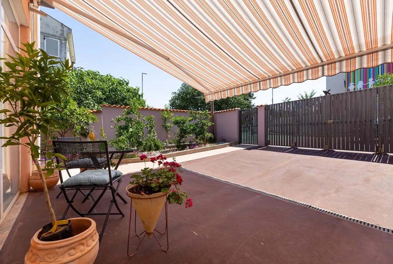 מאלינסקה Malinsummer Apartments
