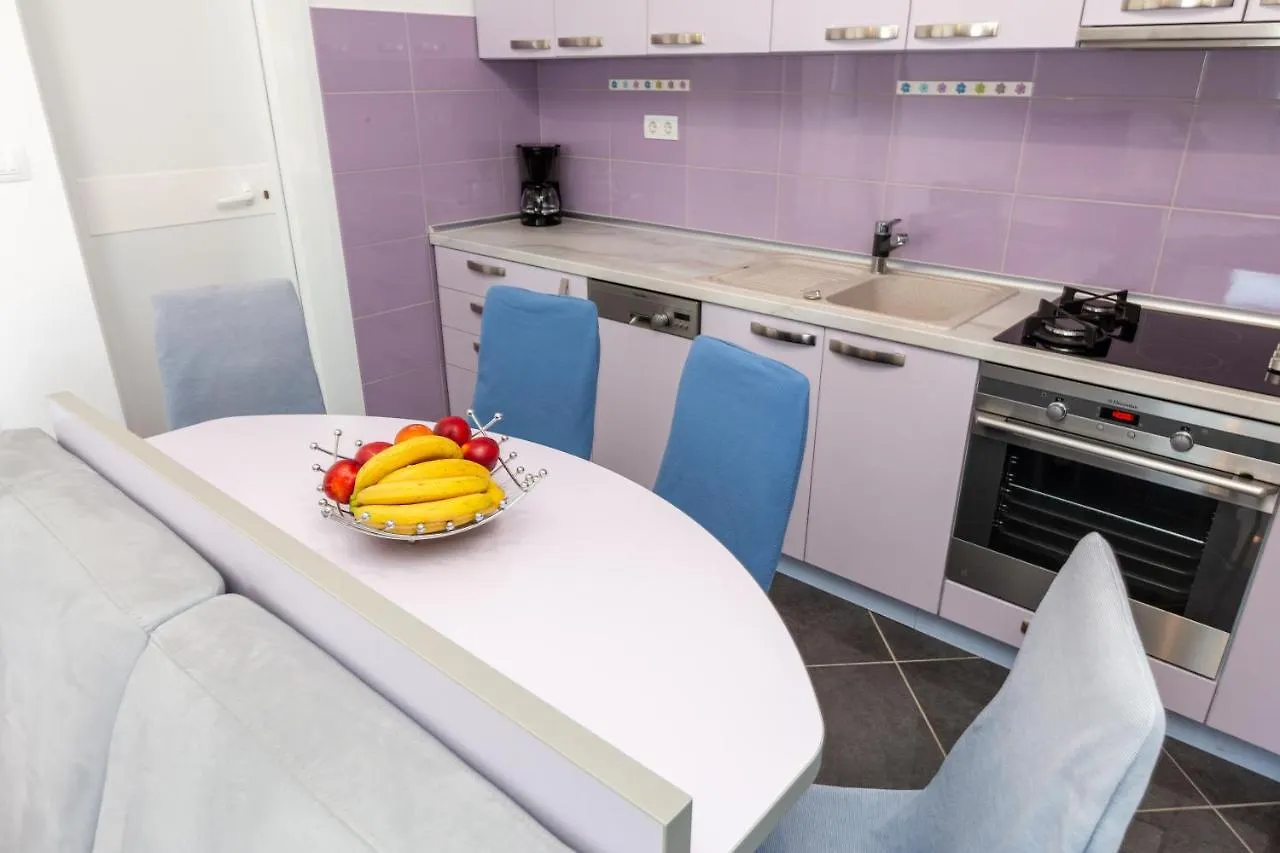מאלינסקה Malinsummer Apartments