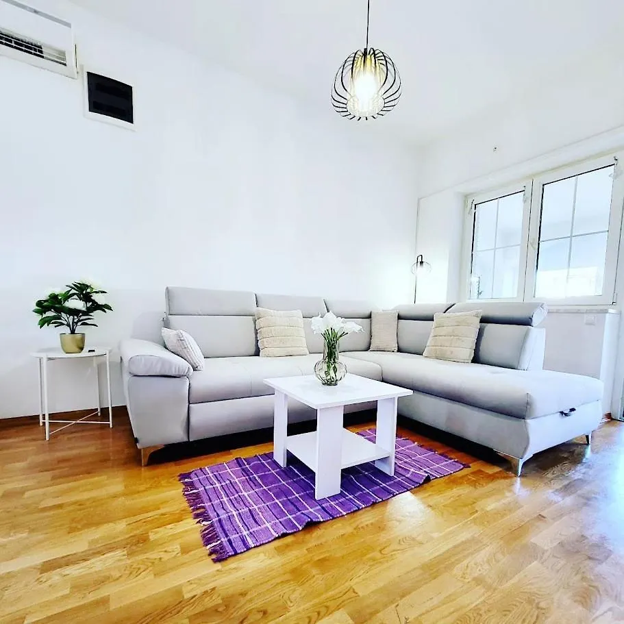 מאלינסקה Malinsummer Apartments